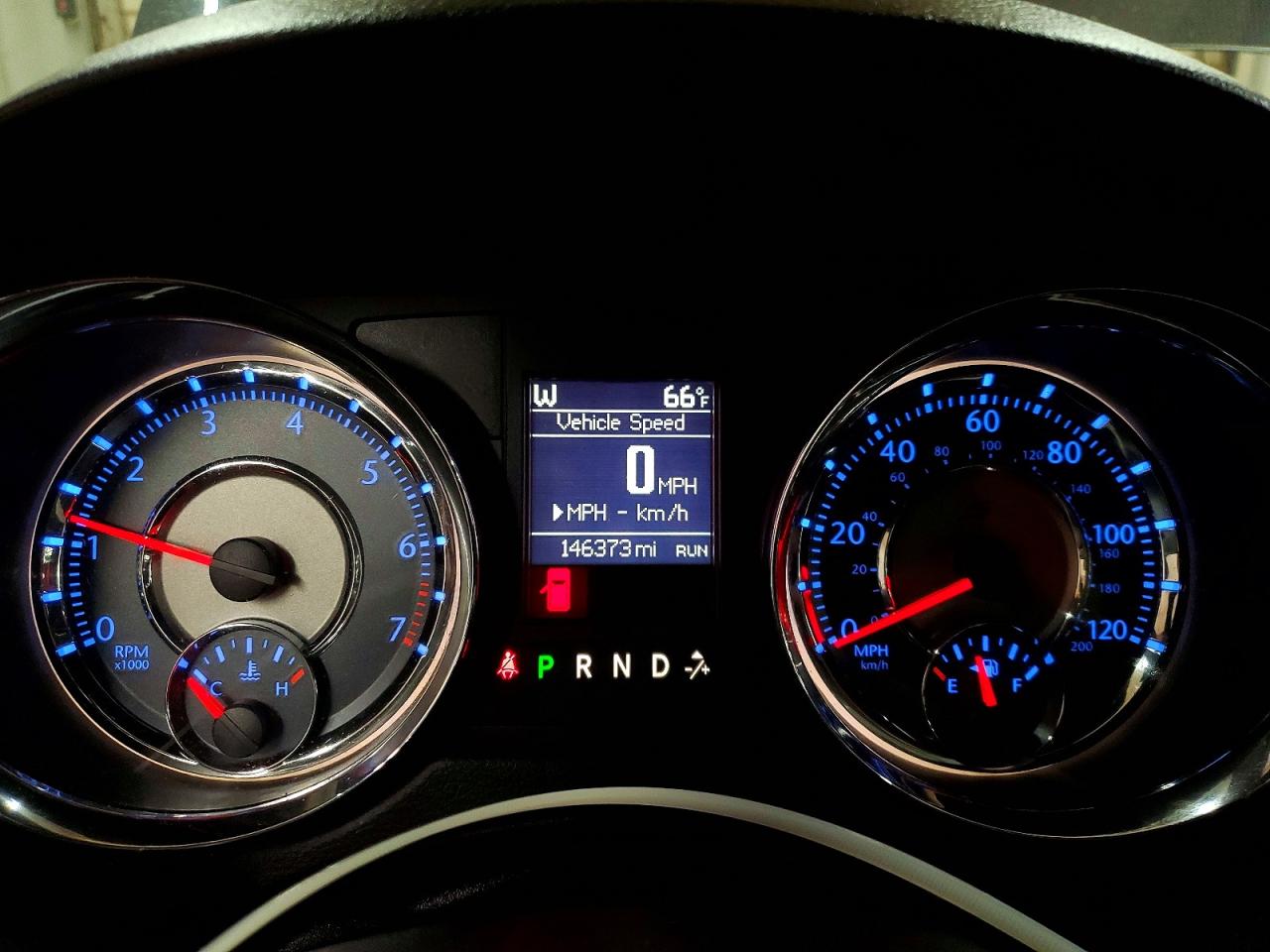 2015 CHRYSLER TOWN & COUNTRY S photo 17