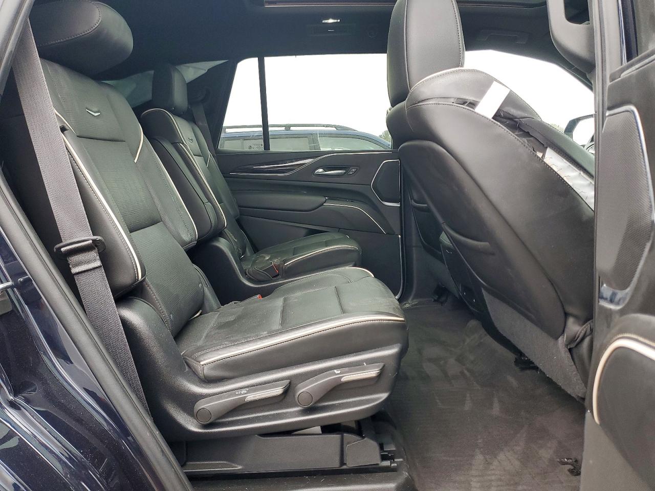 2022 CADILLAC ESCALADE SPORT photo 11