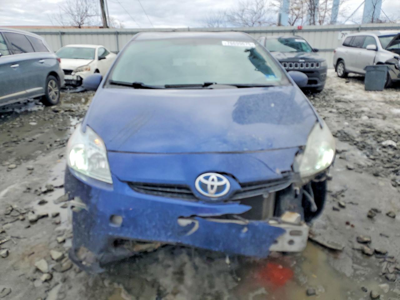 2010 TOYOTA PRIUS photo 5