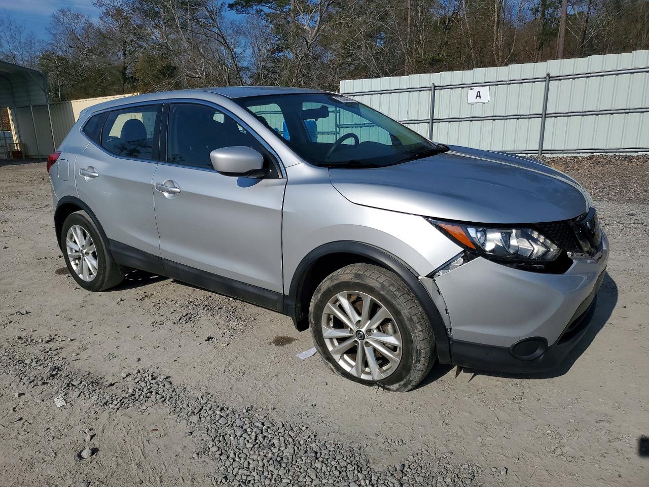 2019 NISSAN ROGUE SPORT S photo 4
