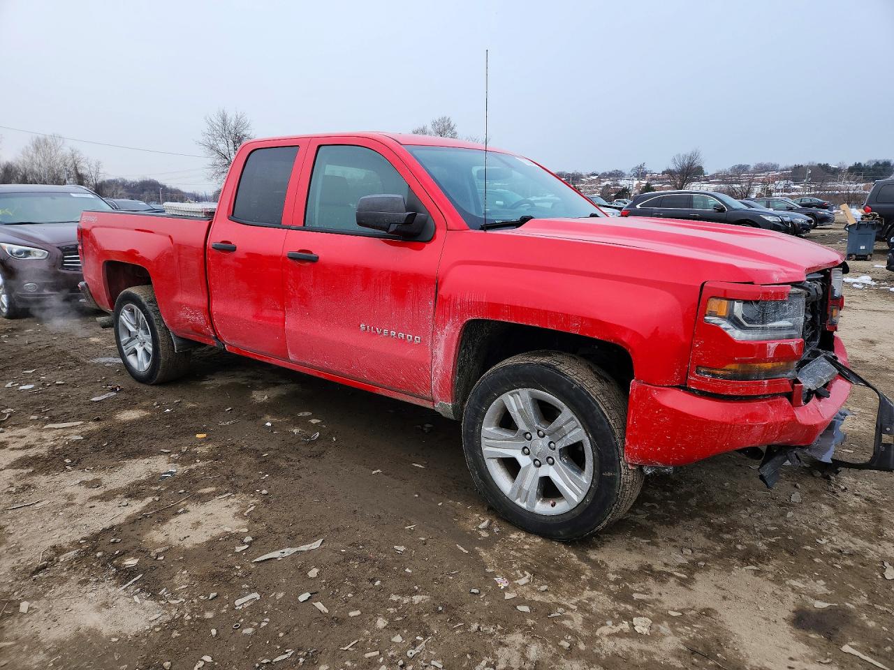 2017 CHEVROLET SILVERADO K1500 CUSTOM photo 4