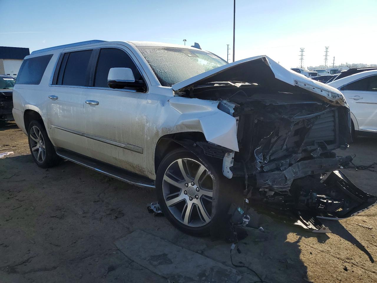 2016 CADILLAC ESCALADE ESV LUXURY photo 4