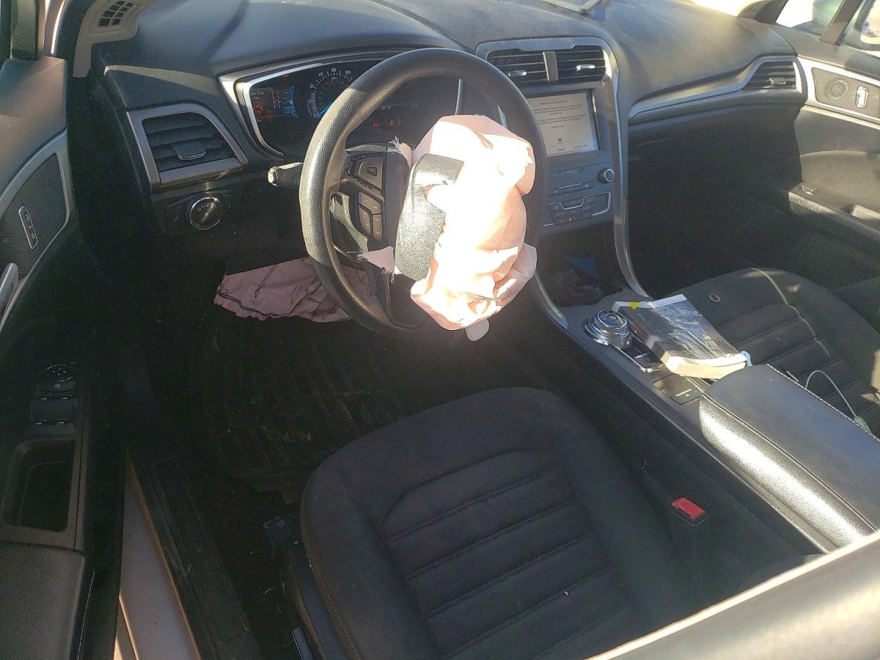 2019 FORD FUSION SE photo 8