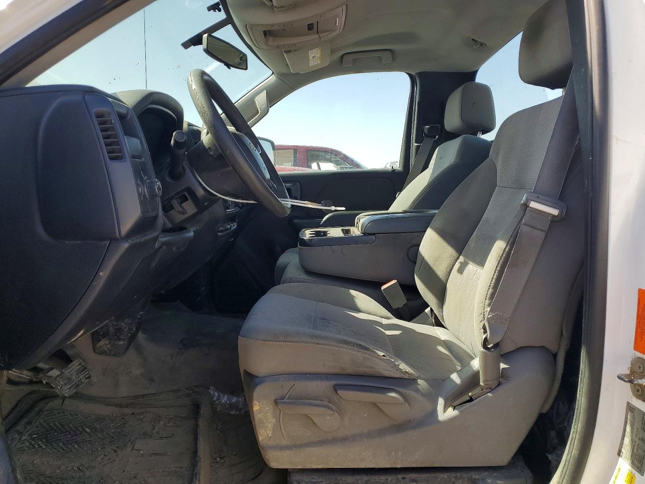 2015 CHEVROLET SILVERADO C1500 photo 7