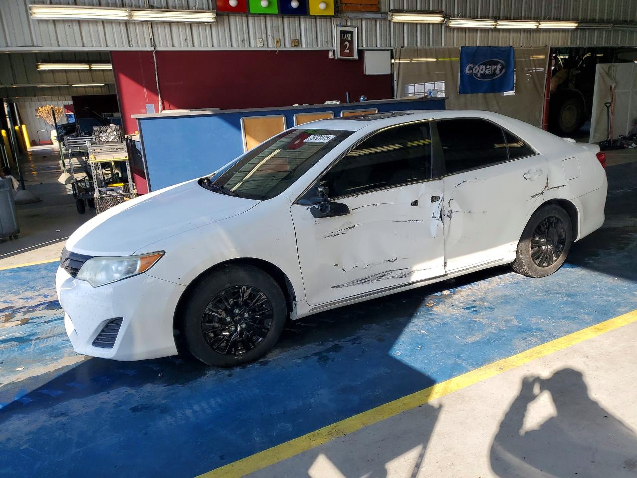 2013 TOYOTA CAMRY