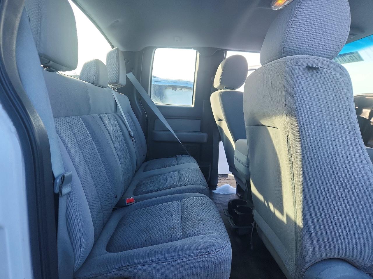 2014 FORD F150 photo 28