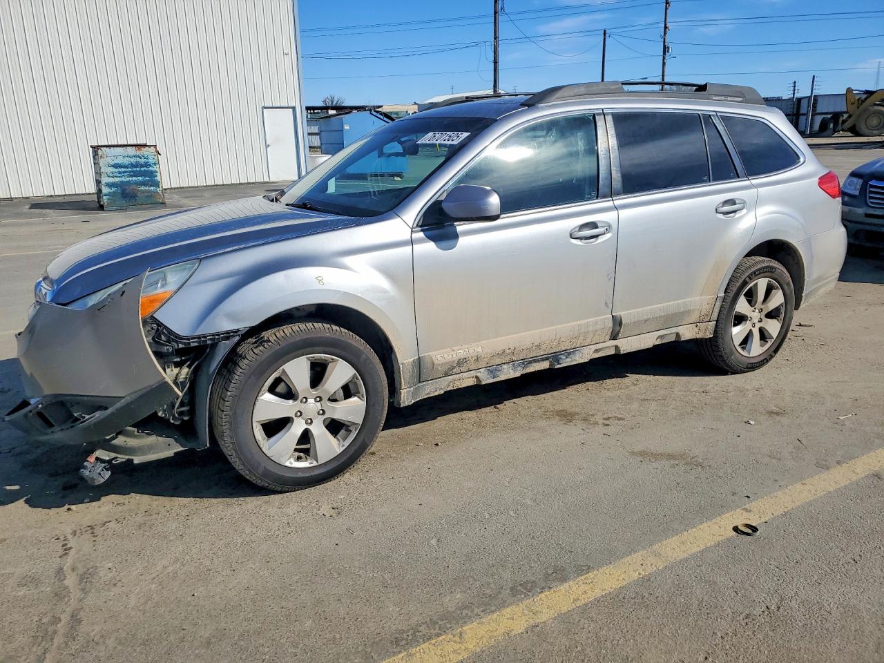 2011 SUBARU OUTBACK