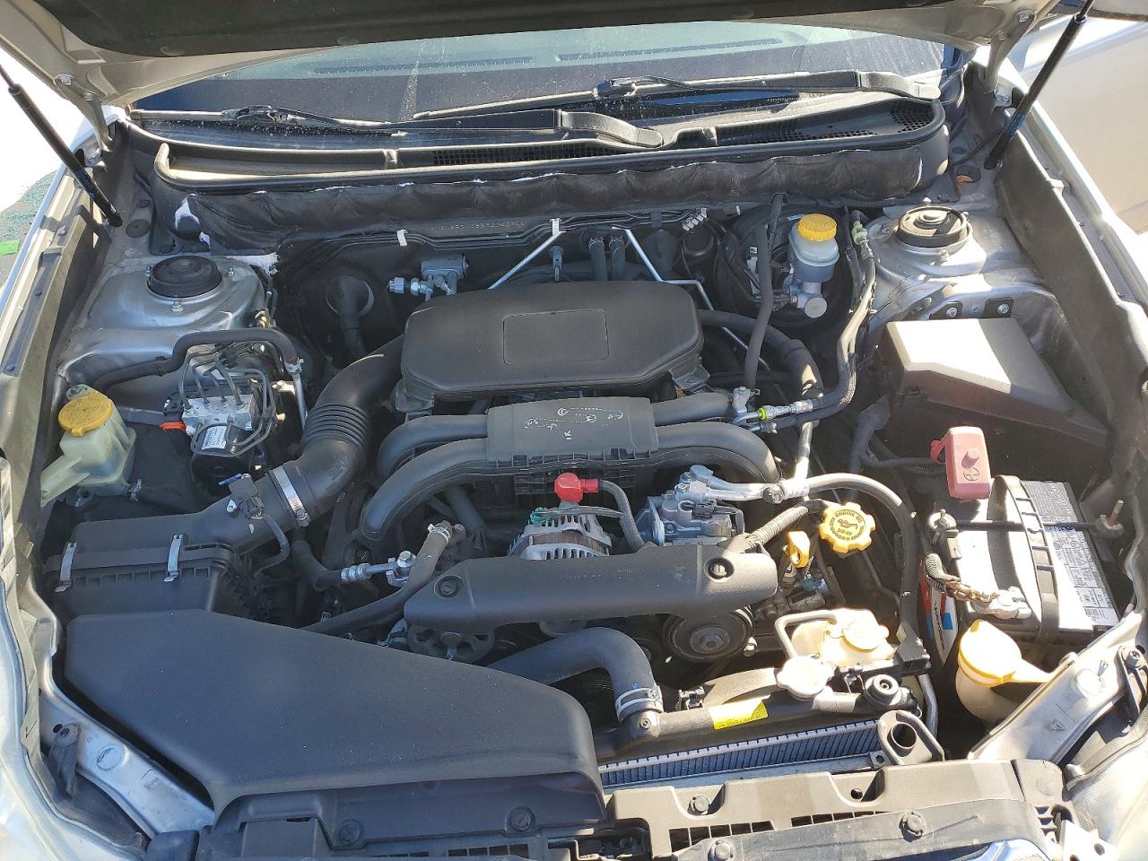 2011 SUBARU OUTBACK photo 12