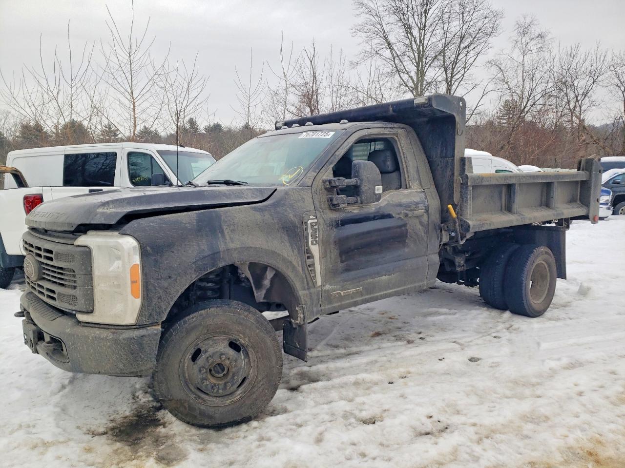 2023 FORD F350 SUPER DUTY DUMP TRUCK photo 4