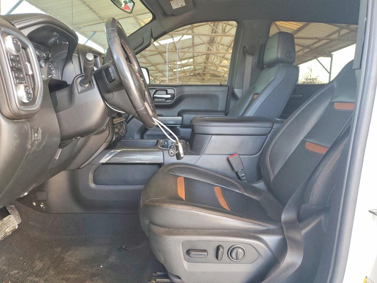 2019 GMC SIERRA K1500 AT4 photo 13