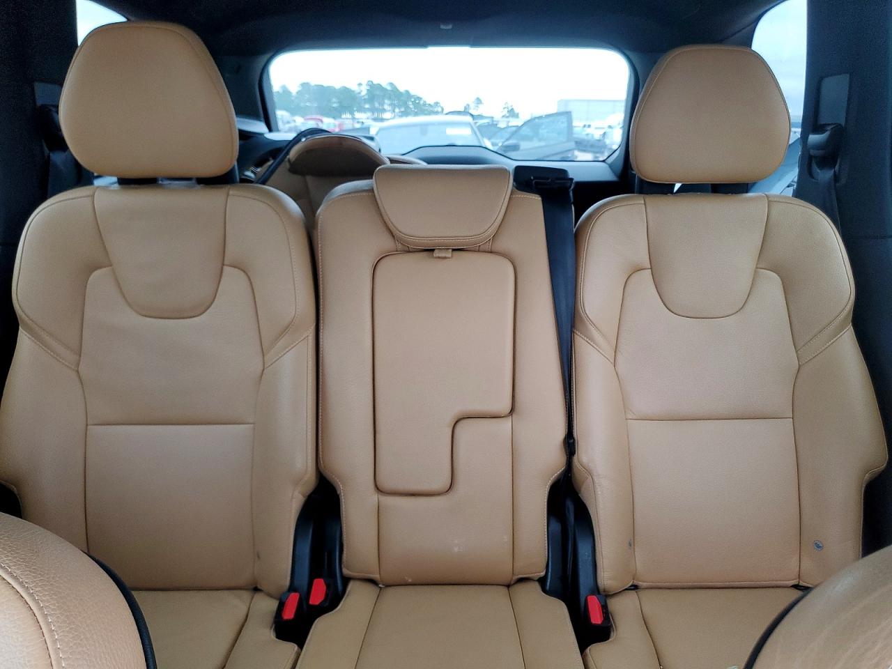 2018 VOLVO XC90 T6 photo 10