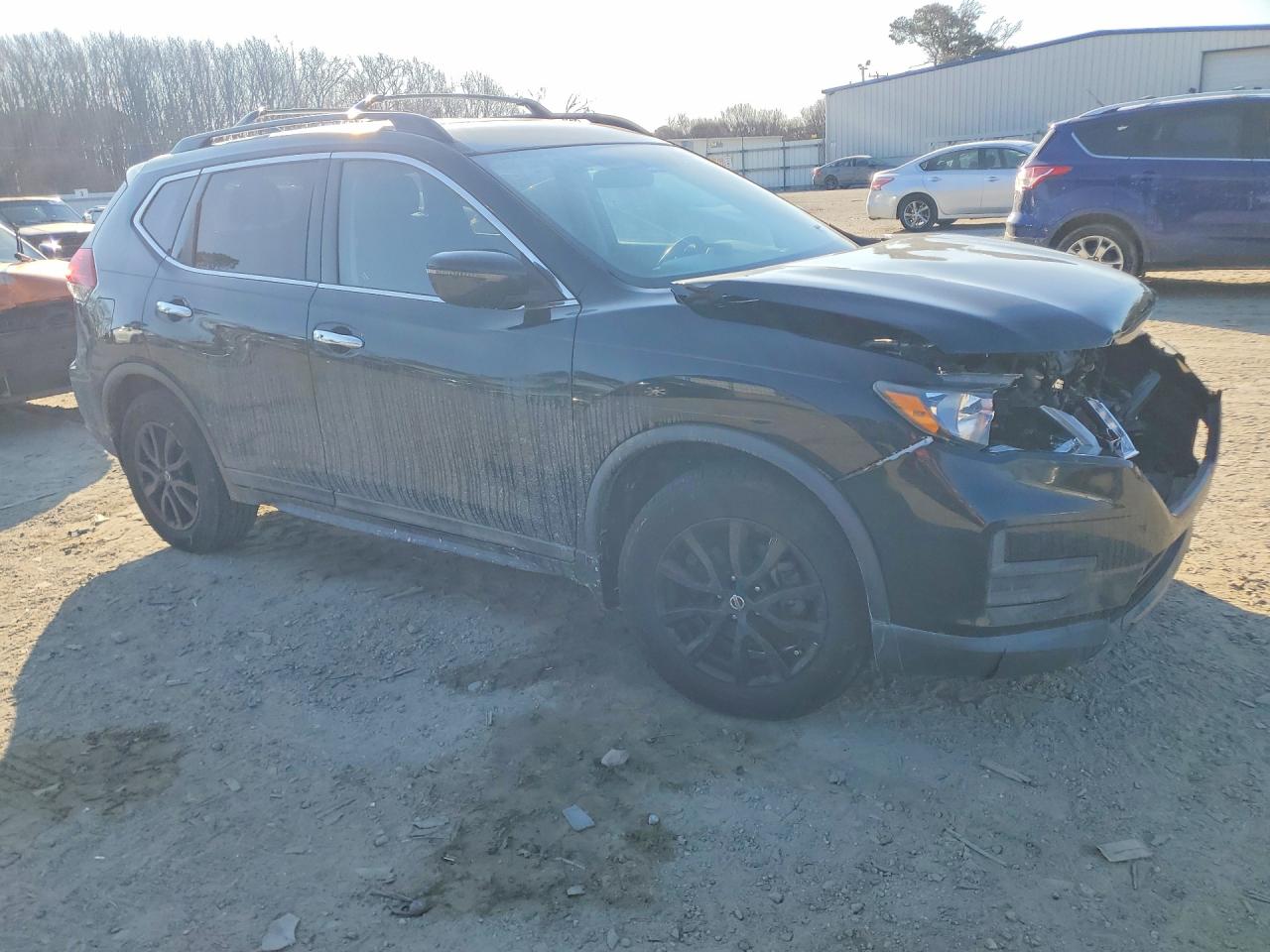 2018 NISSAN ROGUE S photo 4