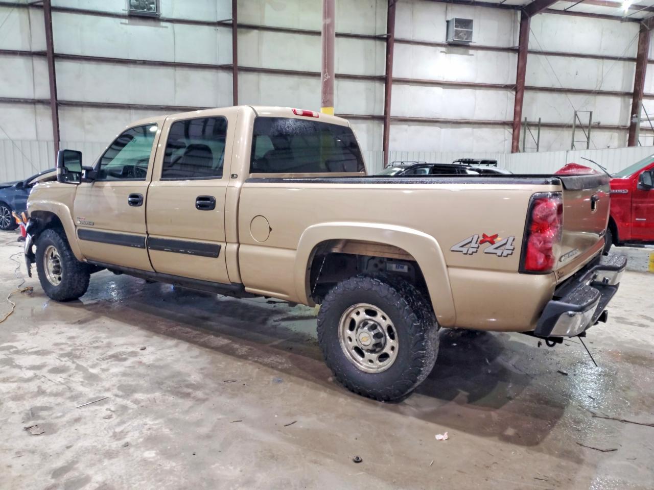 2005 CHEVROLET SILVERADO K2500 HEAVY DUTY photo 2