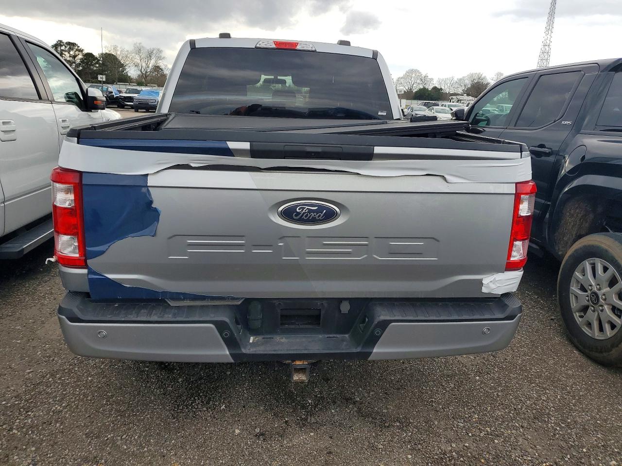 2023 FORD F150 SUPERCREW photo 11
