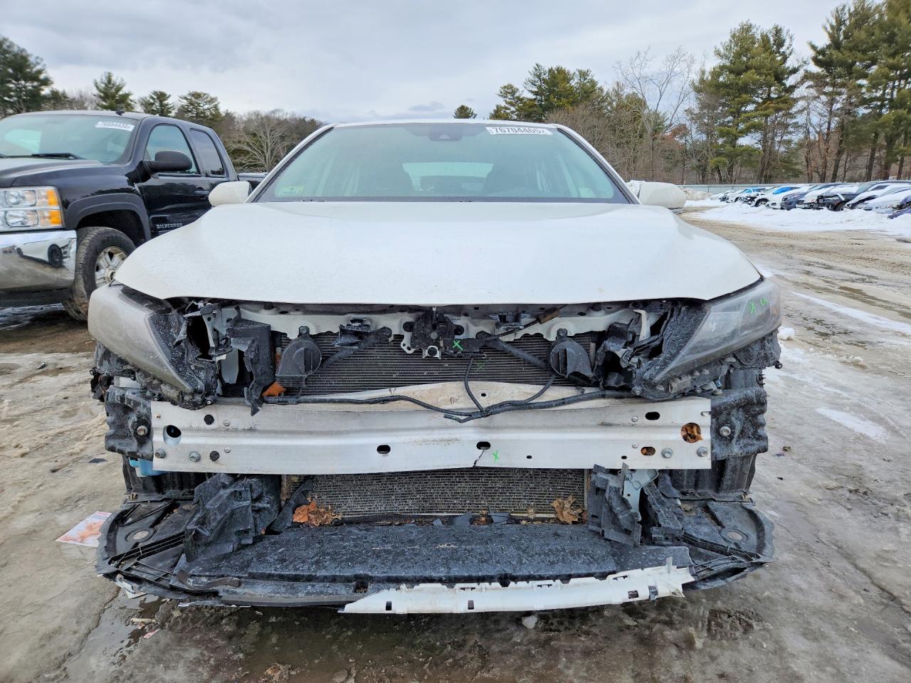 2021 TOYOTA CAMRY SE photo 5