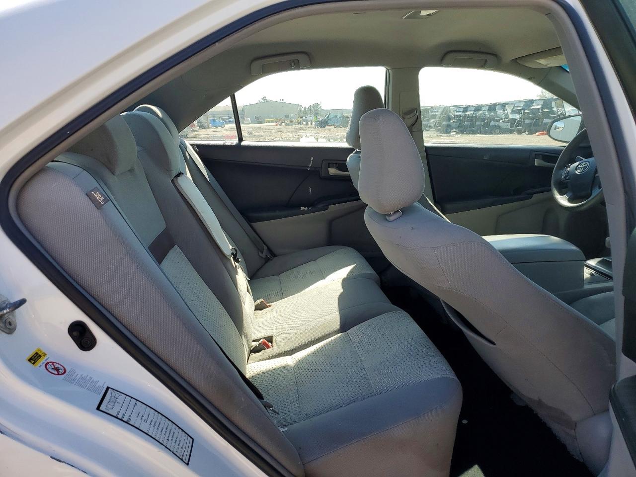 2012 TOYOTA CAMRY BASE photo 28