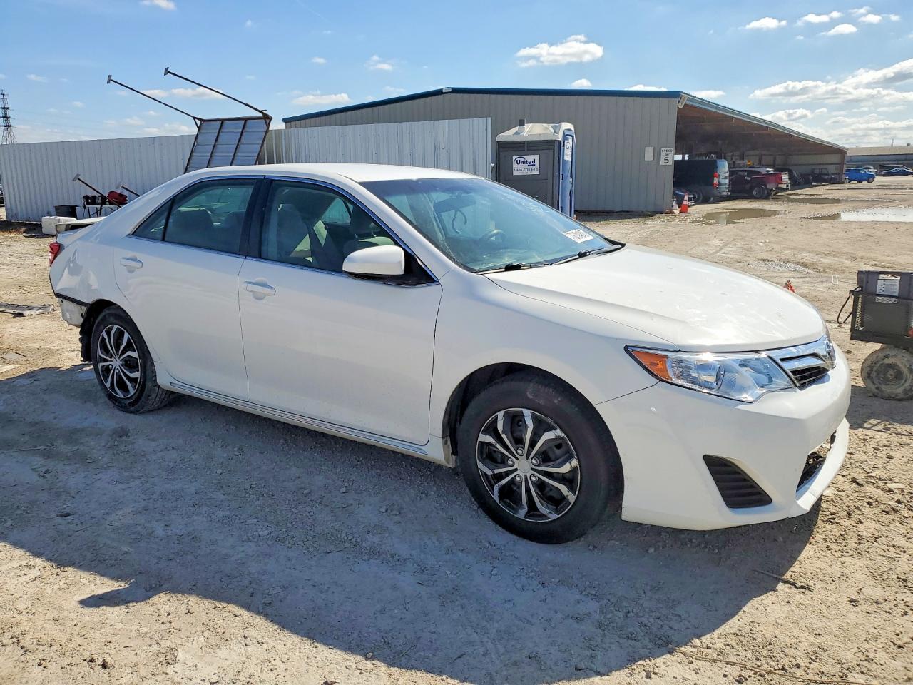 2012 TOYOTA CAMRY BASE photo 10