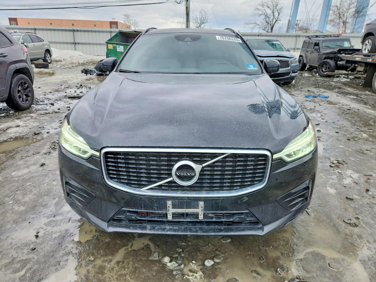 2020 VOLVO XC60 T5 R-DESIGN photo 9