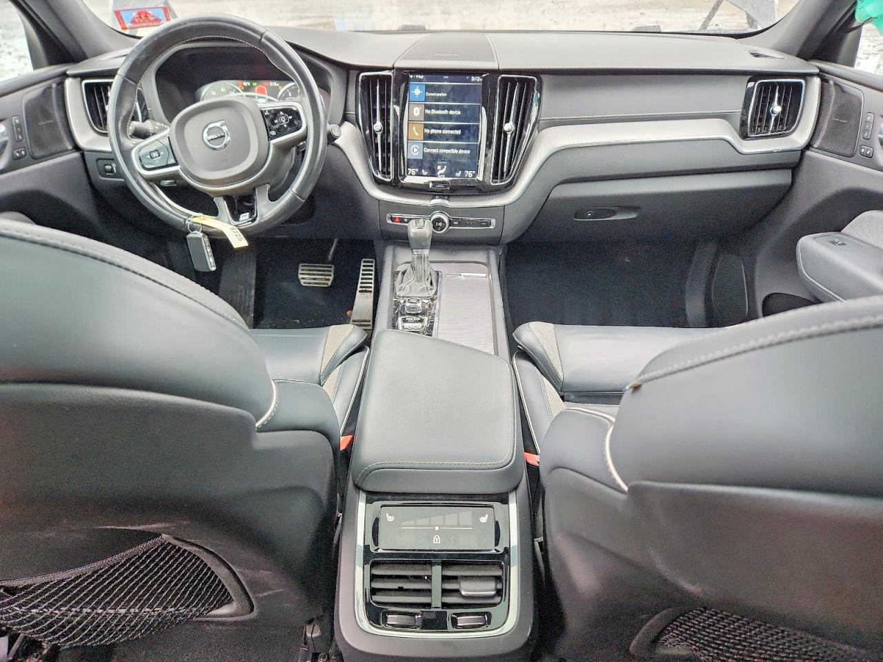 2020 VOLVO XC60 T5 R-DESIGN photo 15