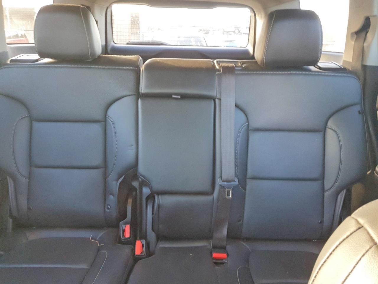 2023 GMC ACADIA SLT photo 10
