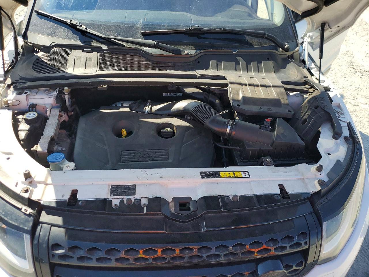 2016 LAND ROVER RANGE ROVER EVOQUE SE photo 12