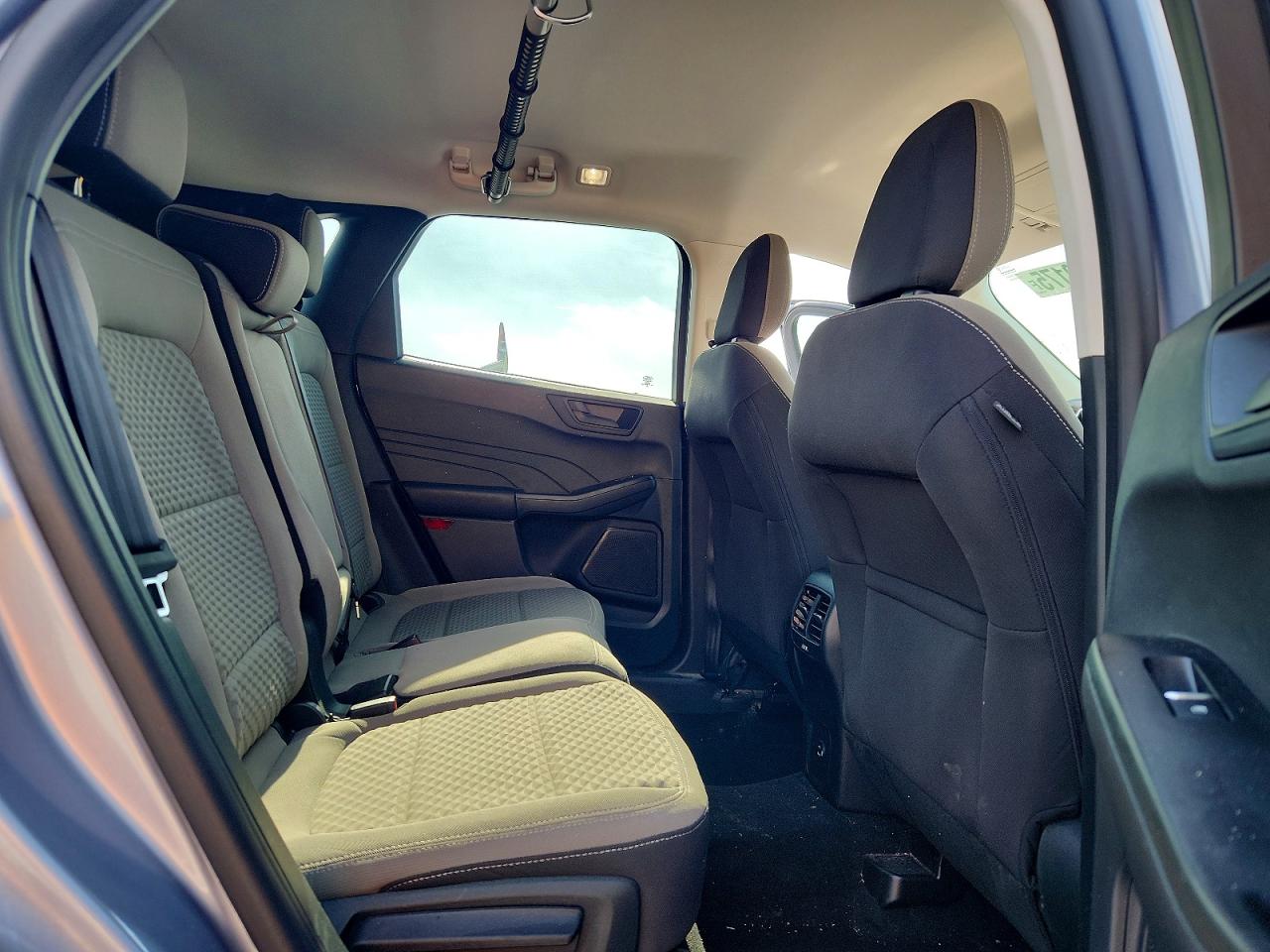 2022 FORD ESCAPE SE photo 31