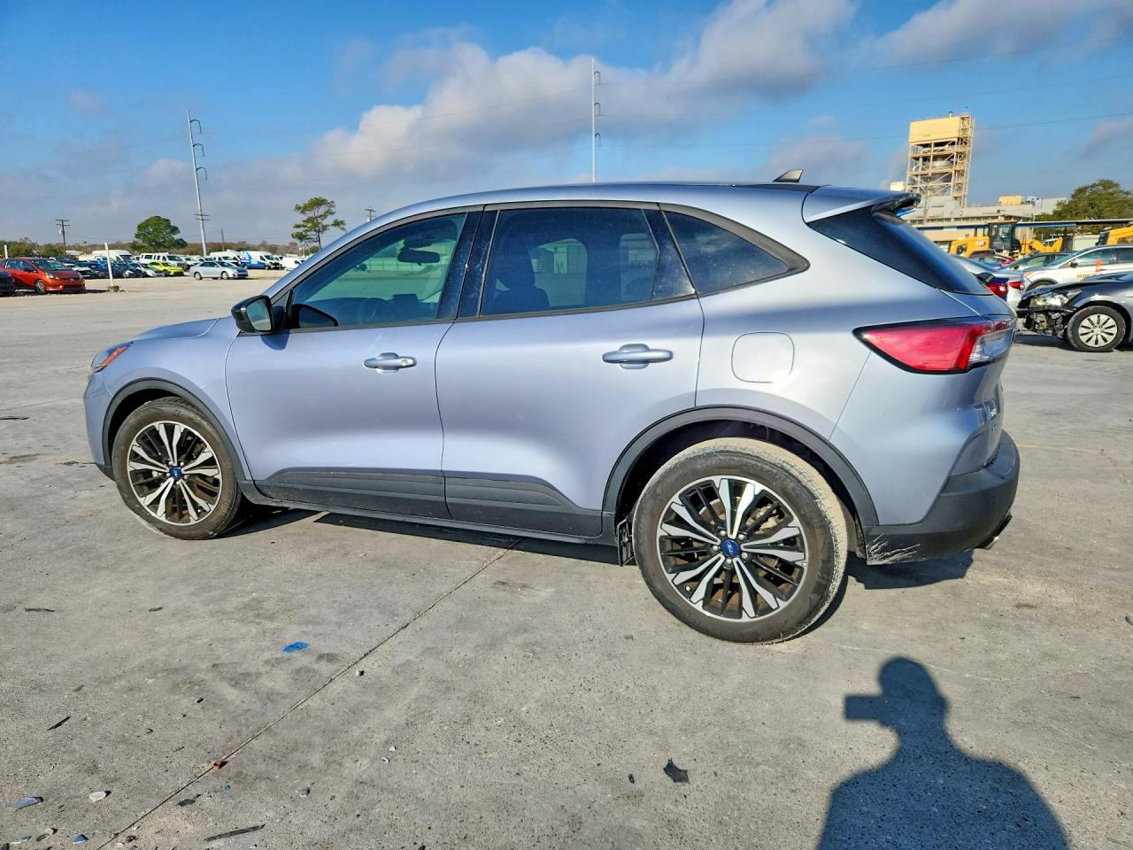 2022 FORD ESCAPE SE photo 4
