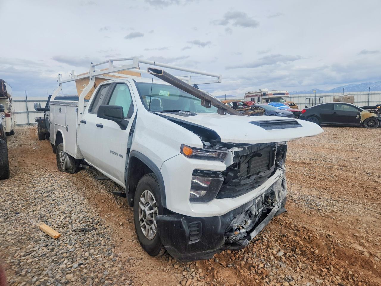 2025 CHEVROLET SILVERADO C2500 HEAVY DUTY photo 7