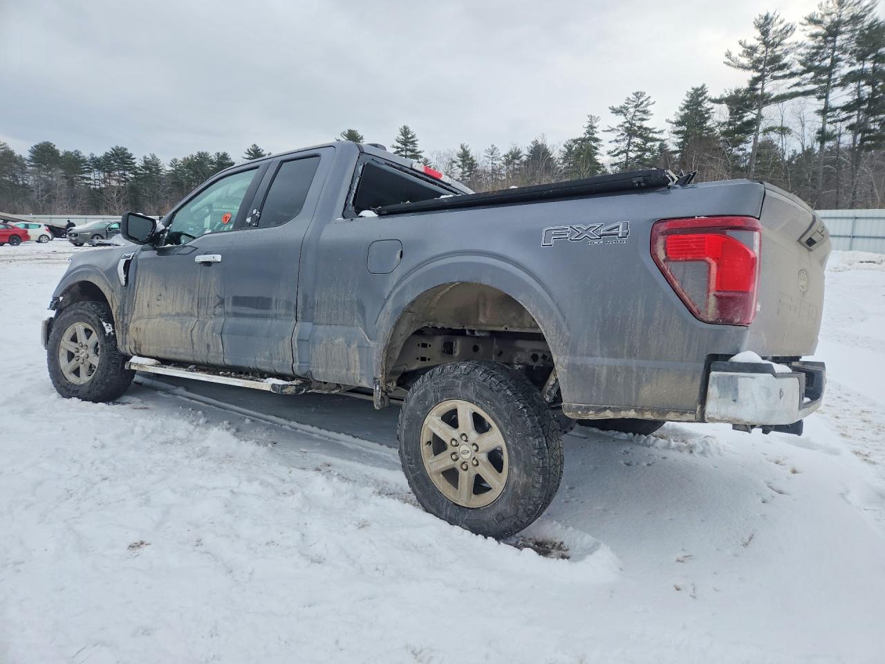 2025 FORD F150 XLT photo 2