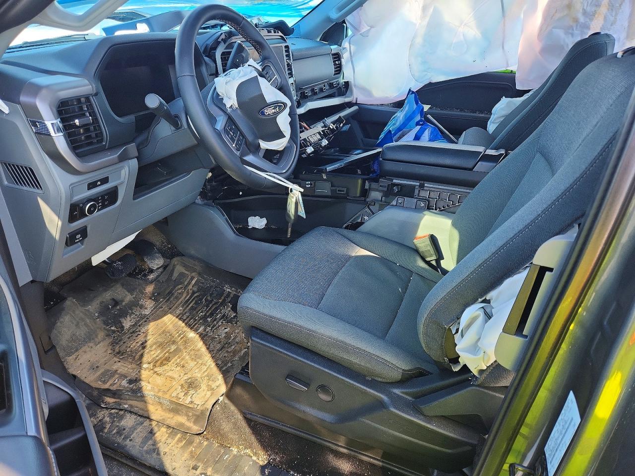 2025 FORD F150 XLT photo 7