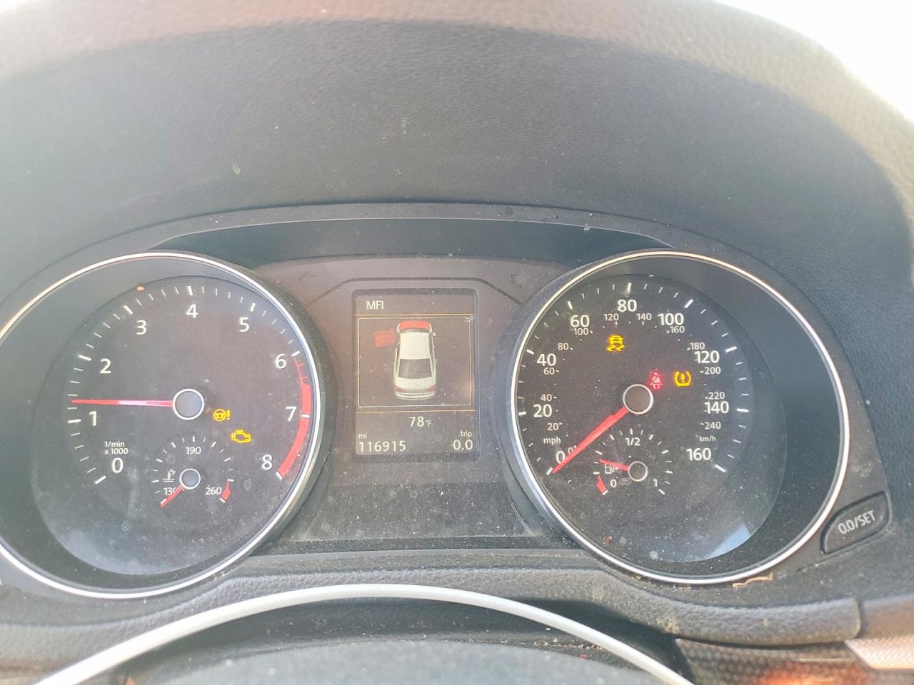 2019 VOLKSWAGEN PASSAT SE R-LINE photo 9