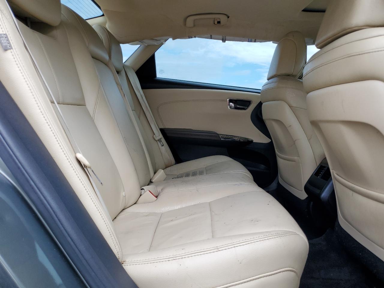 2013 TOYOTA AVALON BASE photo 10