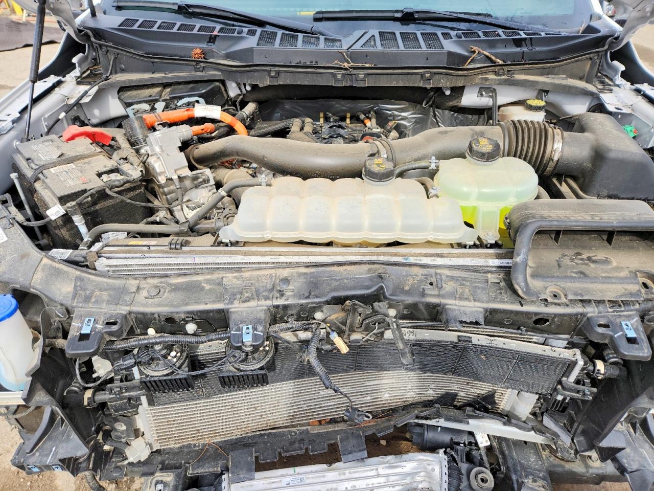 2024 FORD F150 LARIAT photo 41