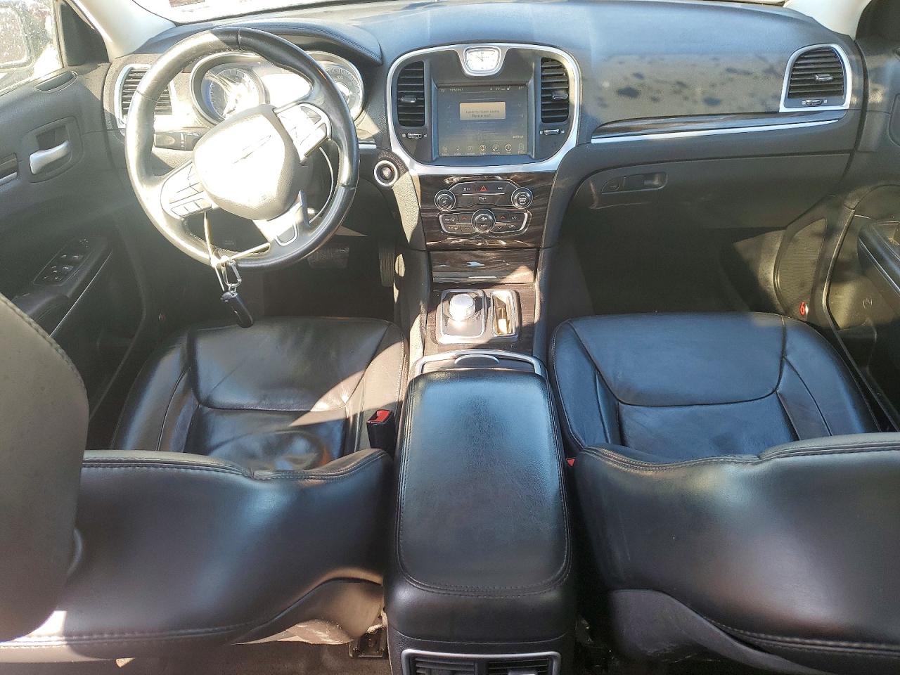 2015 CHRYSLER 300 LIMITED photo 22