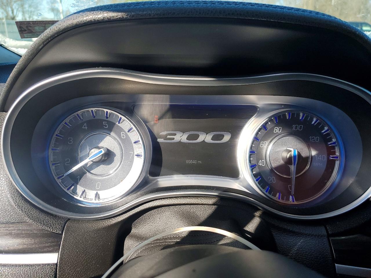 2015 CHRYSLER 300 LIMITED photo 25