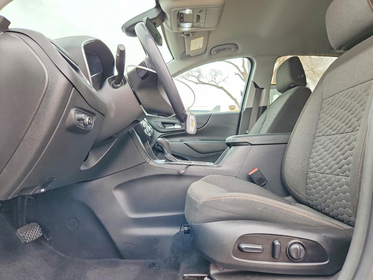 2021 CHEVROLET EQUINOX LT photo 7