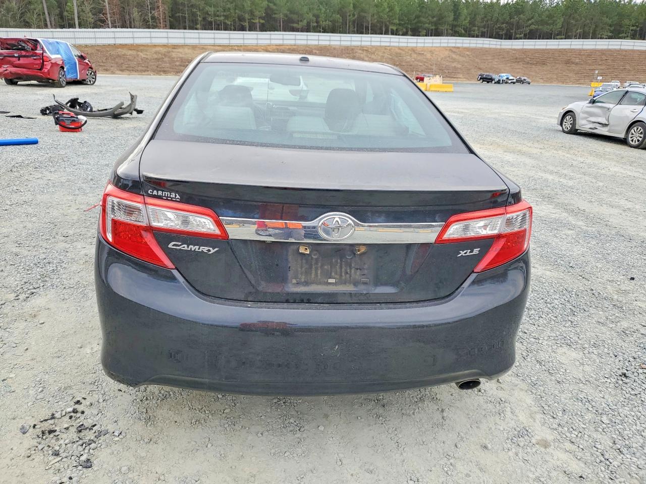 2012 TOYOTA CAMRY photo 11
