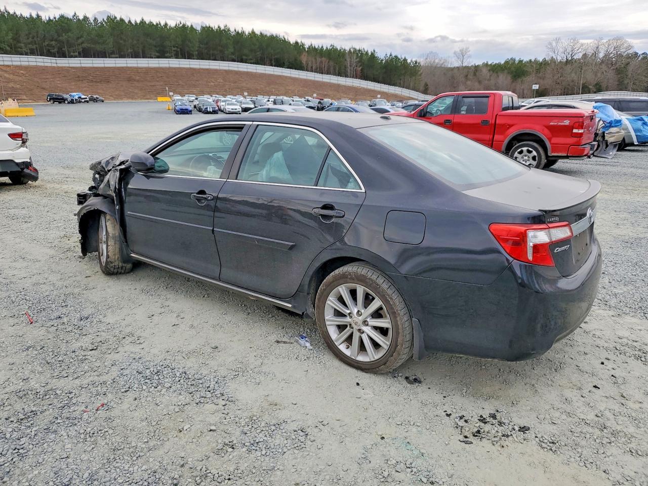 2012 TOYOTA CAMRY photo 3