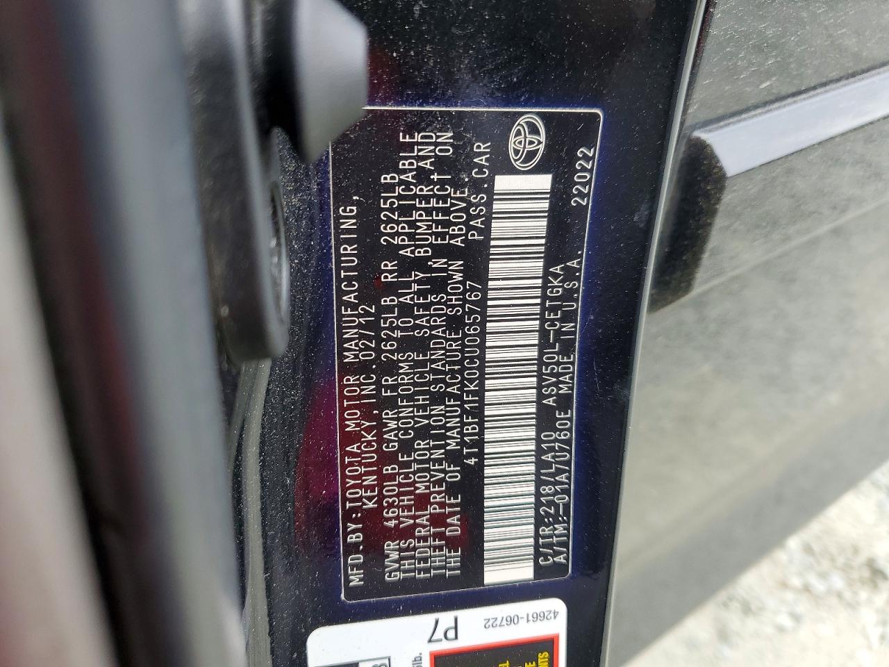 2012 TOYOTA CAMRY photo 25