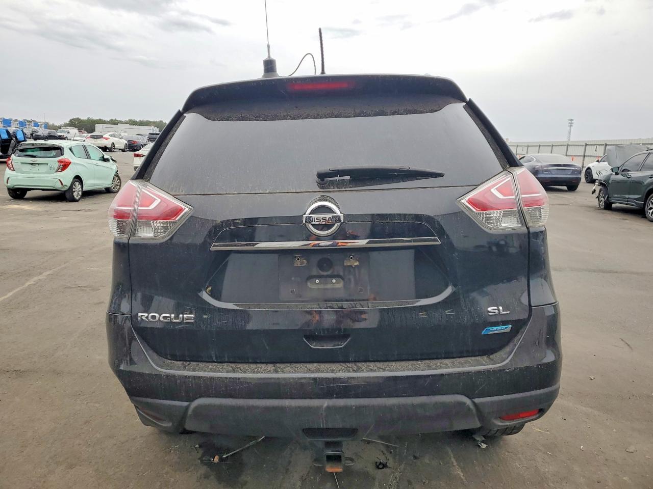 2014 NISSAN ROGUE S photo 11