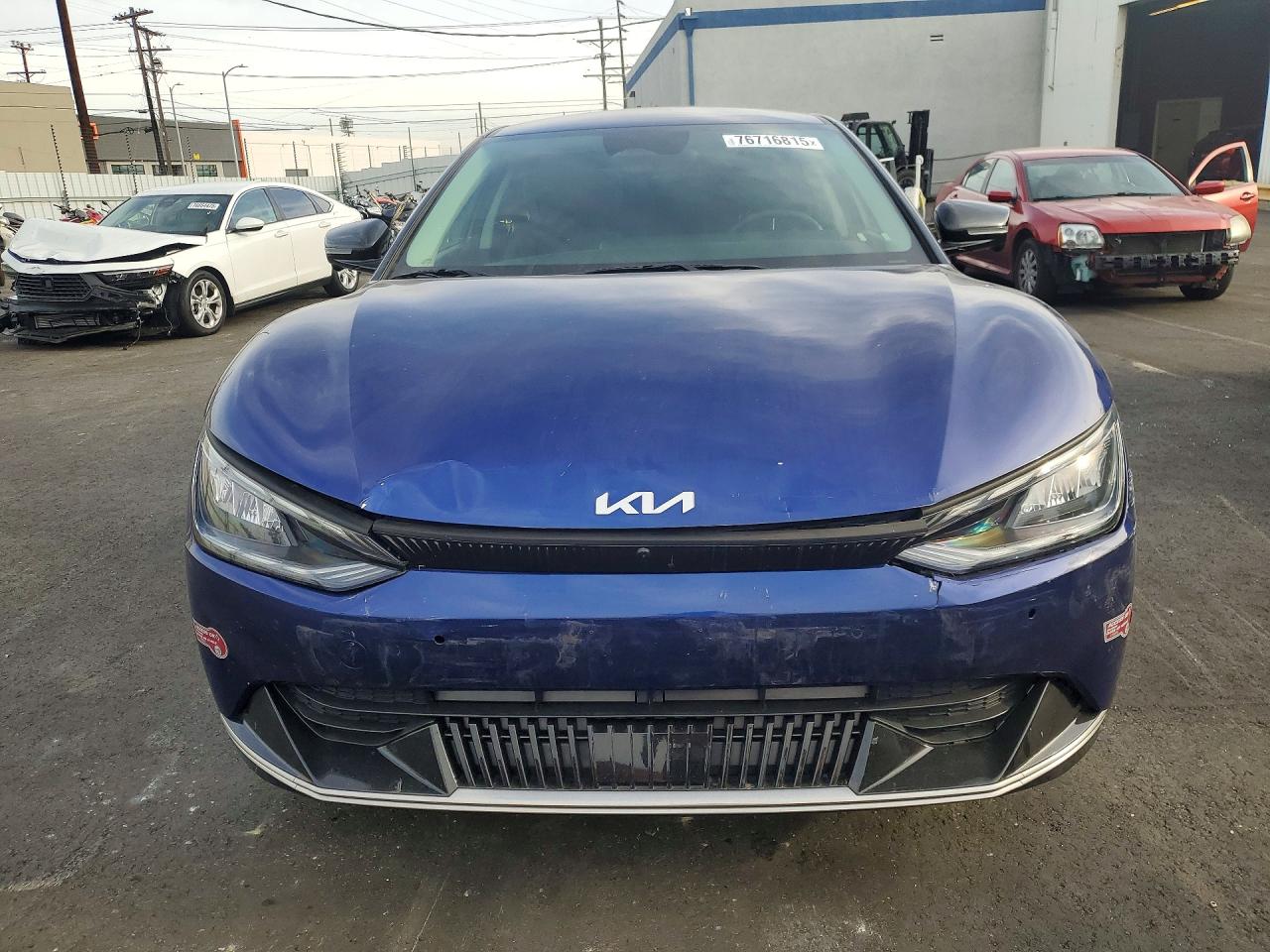 2024 KIA EV6 LIGHT photo 9