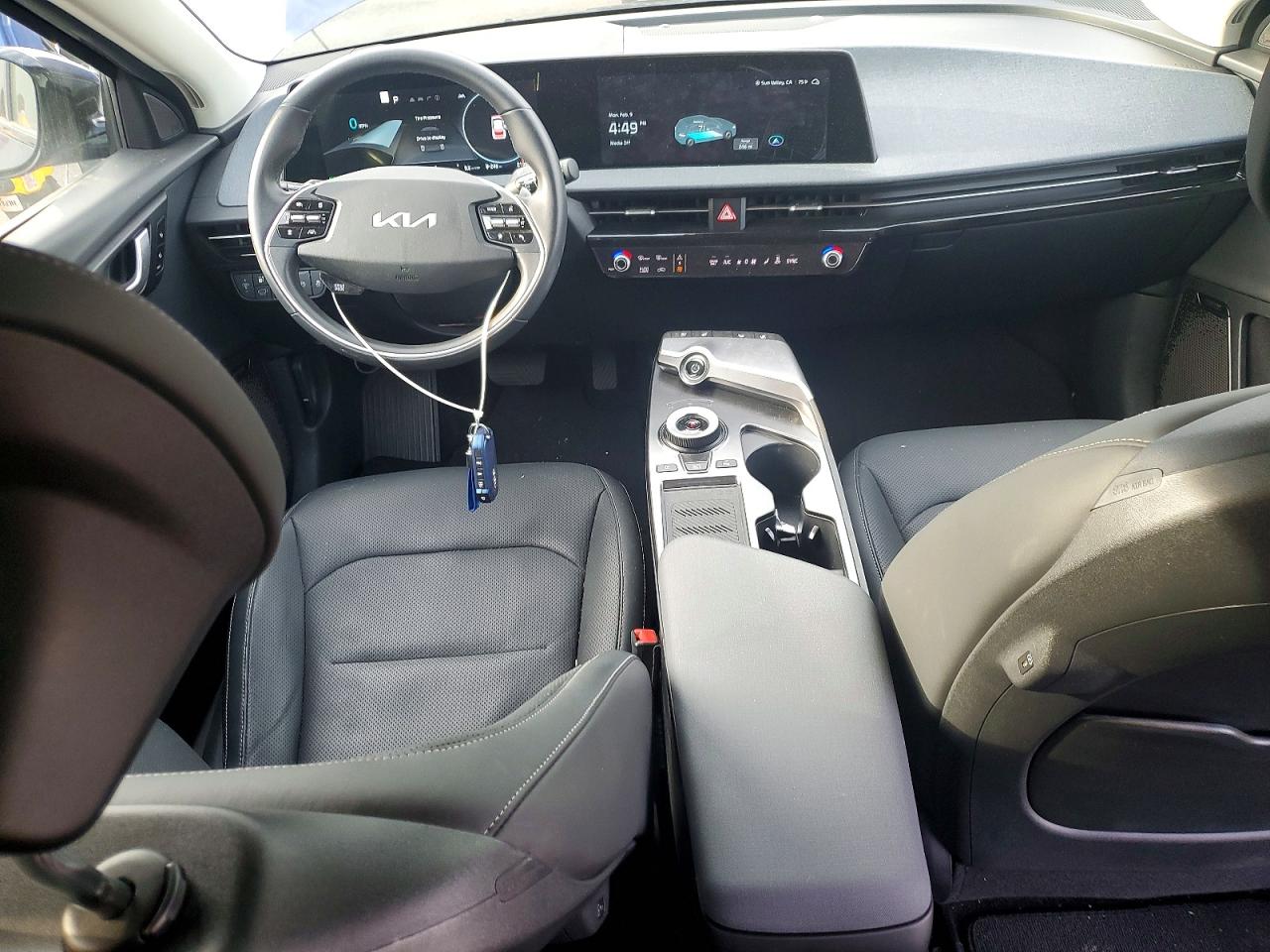 2024 KIA EV6 LIGHT photo 15