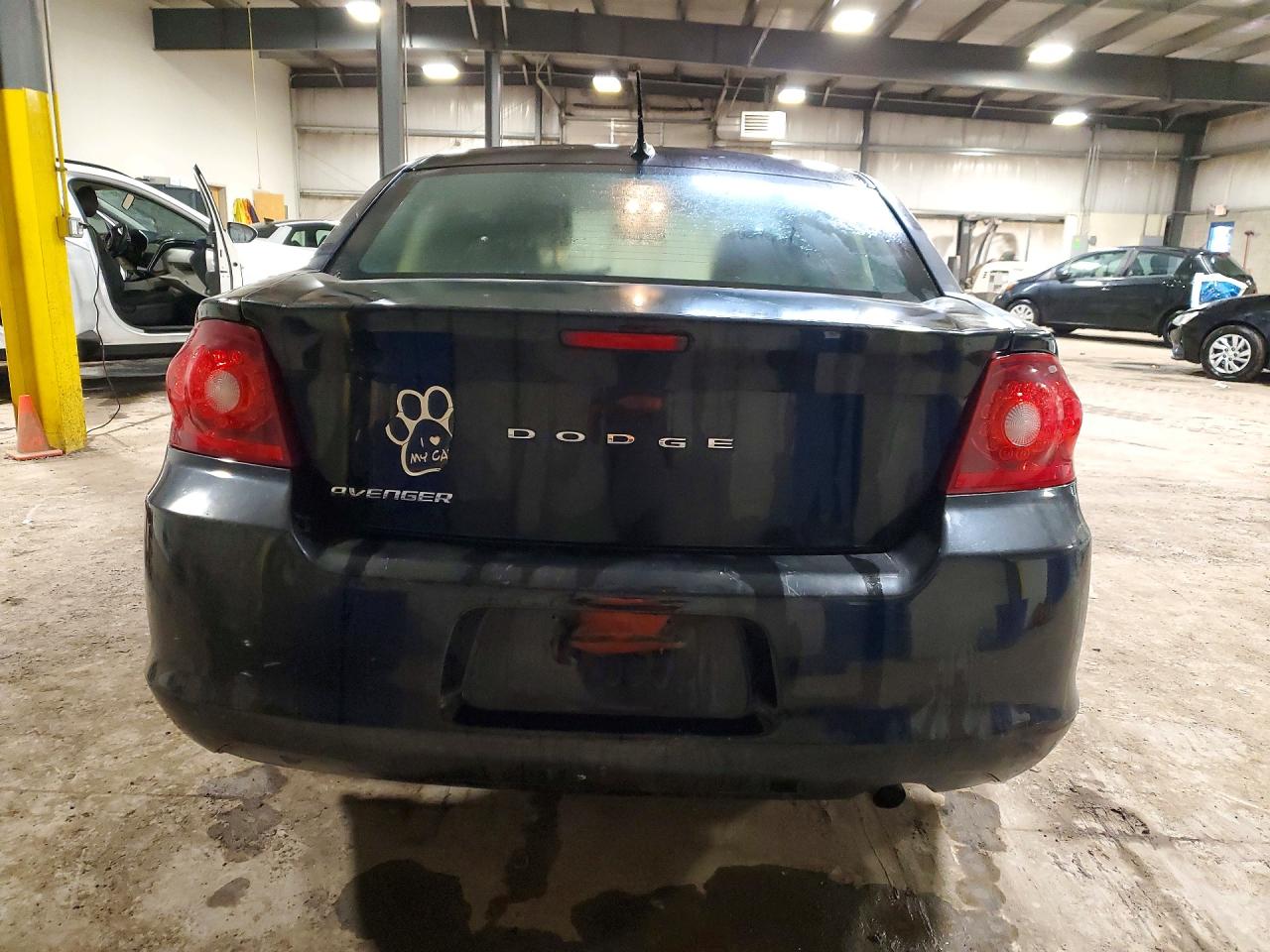 2012 DODGE AVENGER SE photo 11