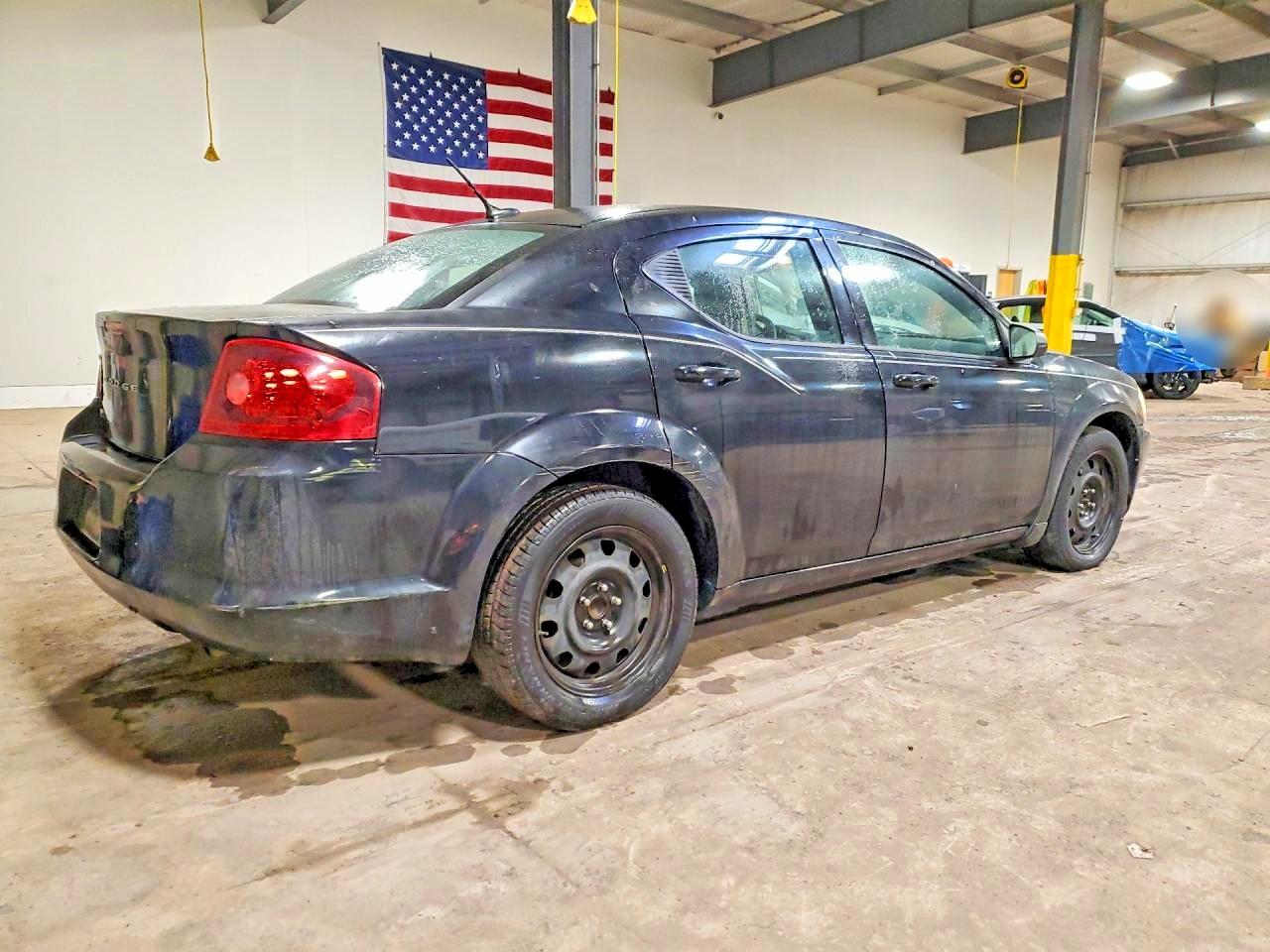 2012 DODGE AVENGER SE photo 5
