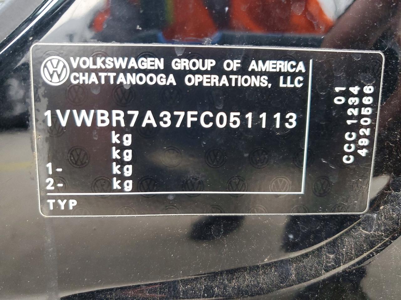 2015 VOLKSWAGEN PASSAT photo 34