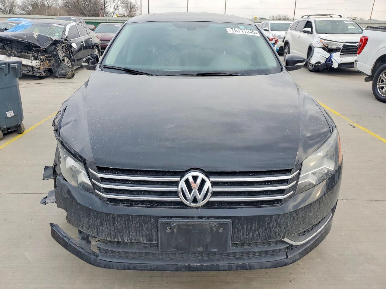 2015 VOLKSWAGEN PASSAT photo 13