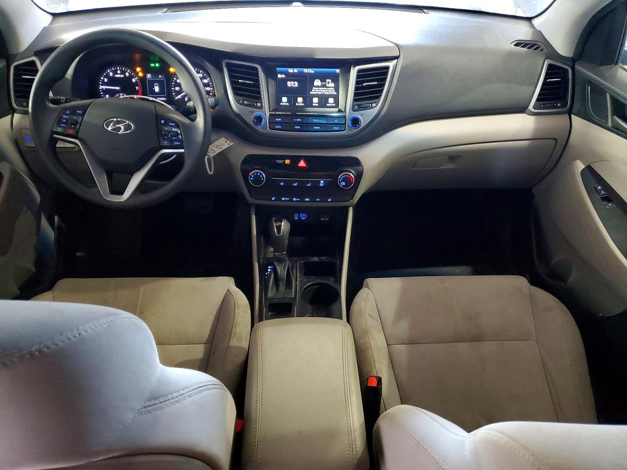2018 HYUNDAI TUCSON SEL photo 8