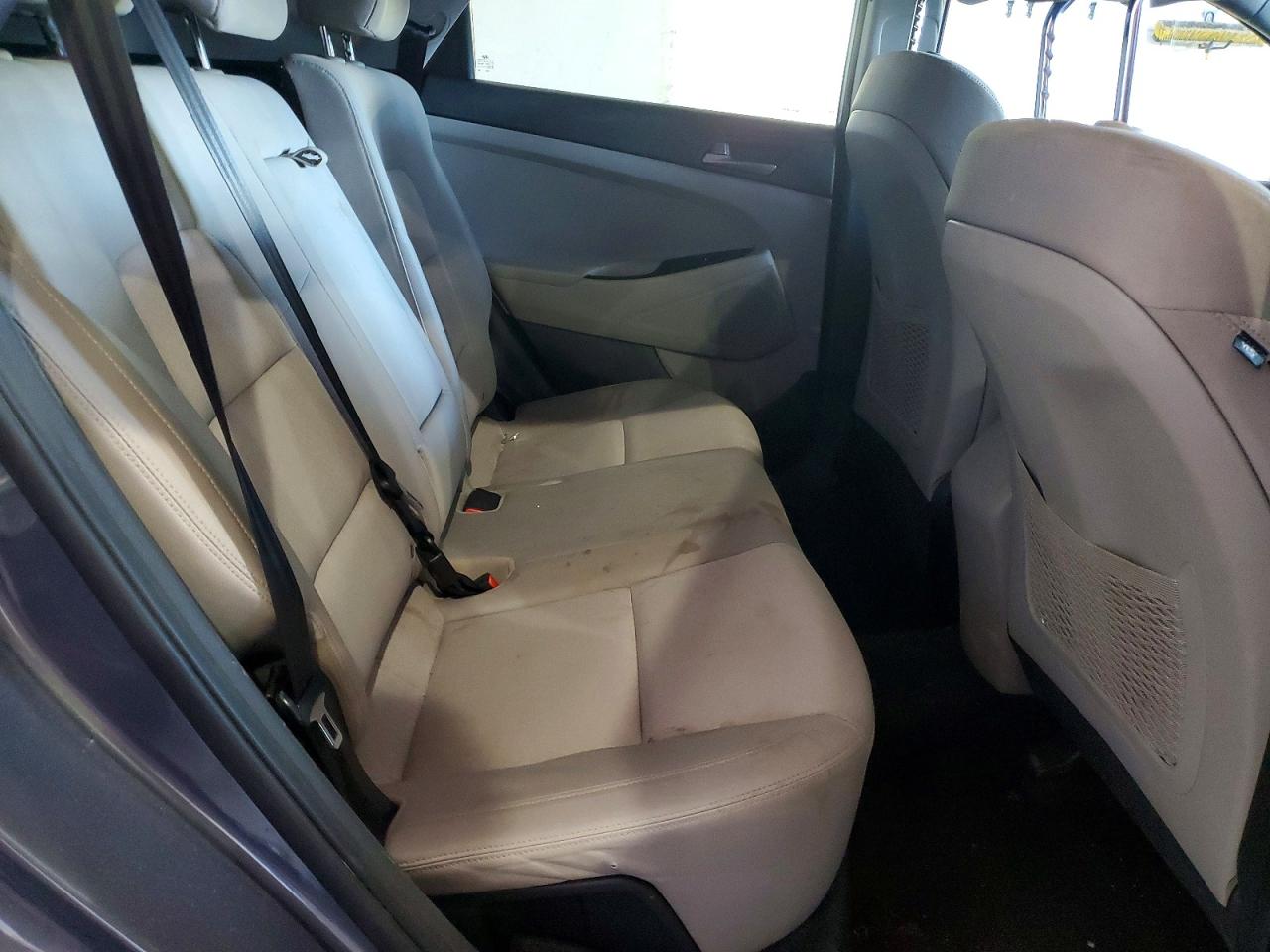 2018 HYUNDAI TUCSON SEL photo 11