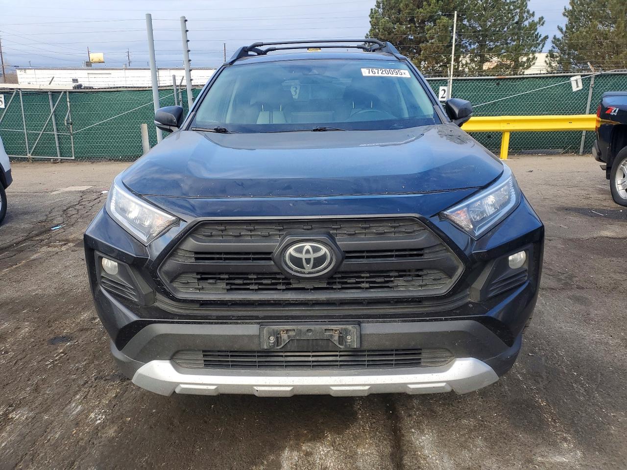 2019 TOYOTA RAV4 ADVENTURE photo 5