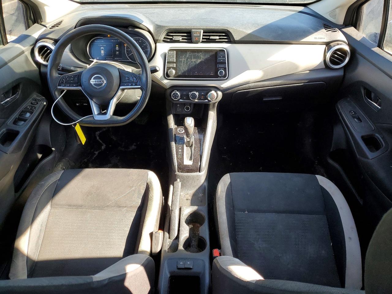 2021 NISSAN VERSA SV photo 15
